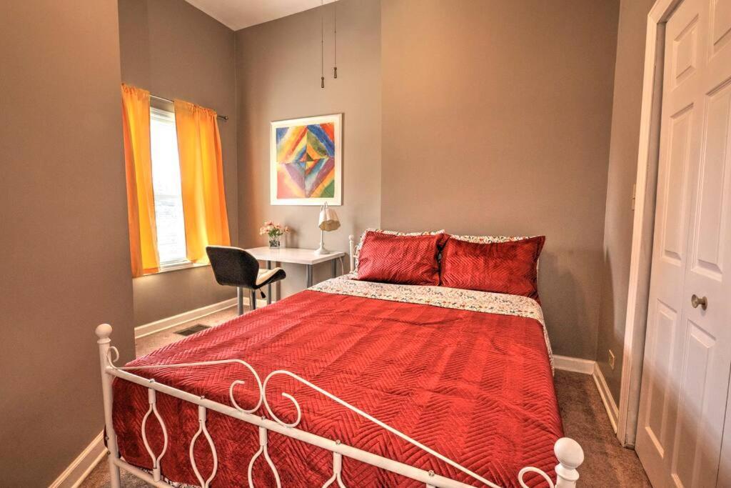 Spacious Row Home Next Transit Near Downtown W Parking Чикаго Экстерьер фото