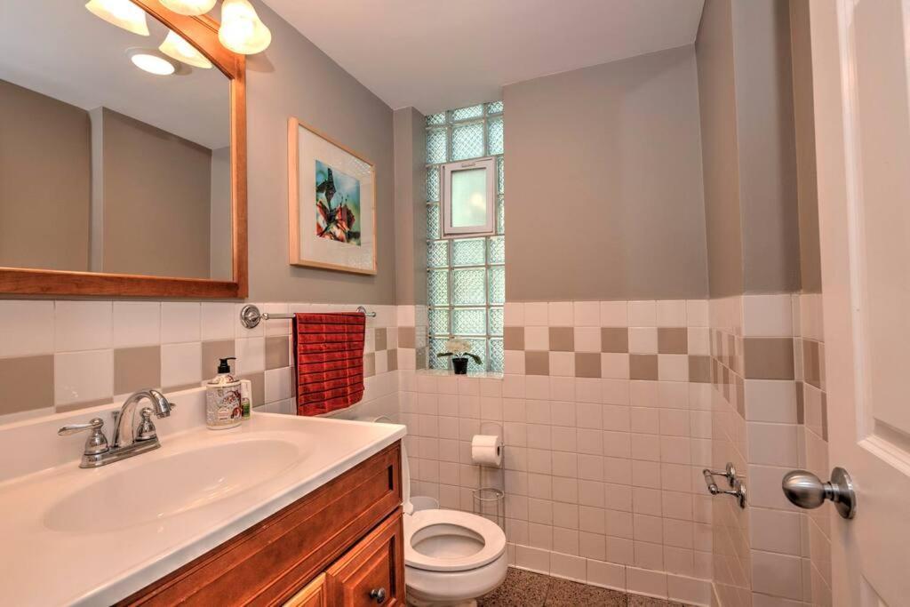 Spacious Row Home Next Transit Near Downtown W Parking Чикаго Экстерьер фото